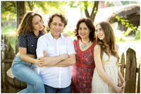 Turkmen-Family-Photo-Session-Bucharest-Village-Museum_03