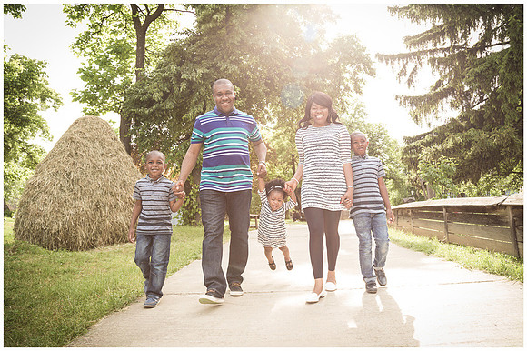 Ezennaya-Family-Photo-Session-Bucharest-Village-Museum_02